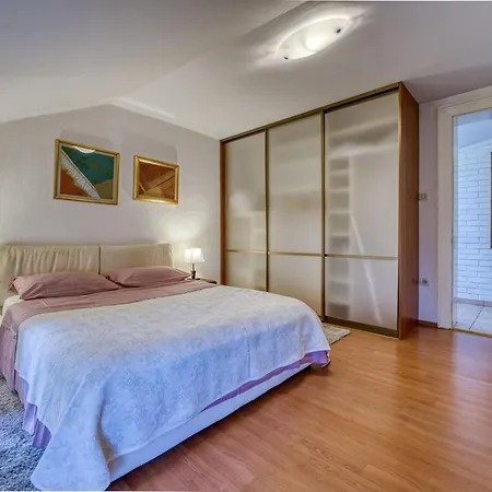 Apartament Floreano By Interhome *