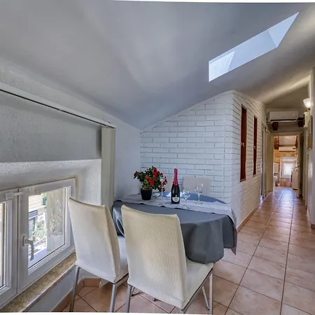 Floreano By Interhome Апартаменты *